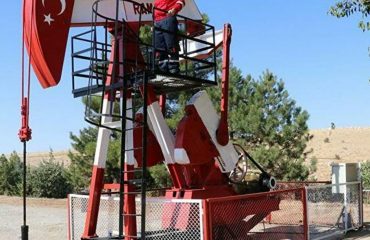 The Turks discovered oil on the border with Syria