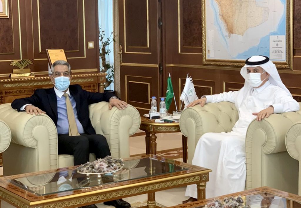 Iraq: Senior official meets with Saudi minister to discuss investments
