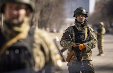 Ukraine retakes key Kyiv suburb; battle for Mariupol rages