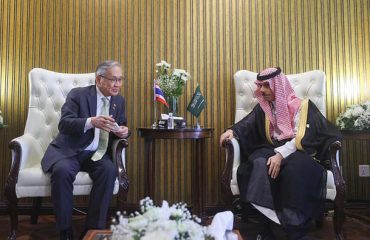 Saudi and Thai foreign ministers meet at OIC session