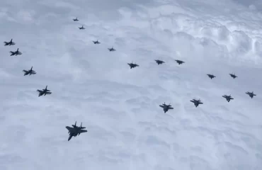 US and South Korean warplanes begin largest ever air drills amid North Korean threats