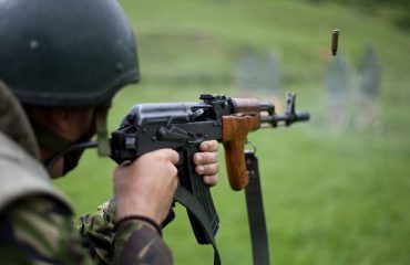 US Army Seeking Russian AK-74 Kalashnikov Assault Rifles