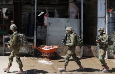 Israeli troops kill man in West Bank raid