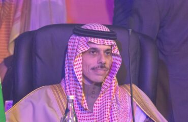 Saudi FM meets with counterparts on sidelines of G20 meeting in Johannesburg