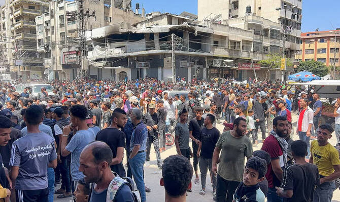 Gaza aid sites shut, as Israel issues ‘combat zones’ warning